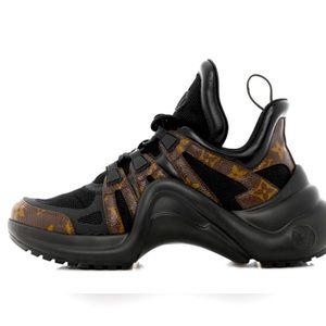 Louis Vuitton womens Archlight Sneaker. *worn twice*